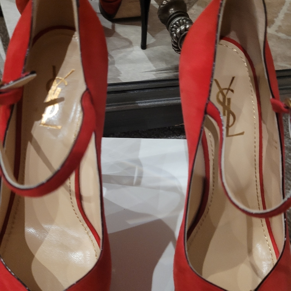 Yves Saint Laurent (YSL) Tribute Pump, Kid Suede Deep Red, Size 37, Wome… - Picture 5 of 17